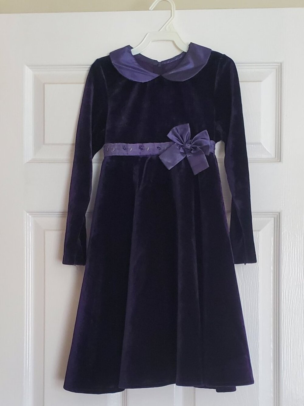 Girl's Valentines/Christmas, formal dress